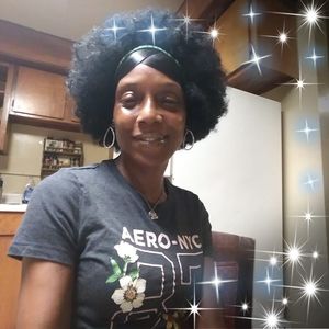 Meet your Posher, Lori